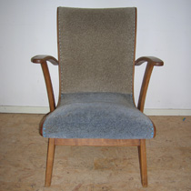 streepjesstoel voor (20K)